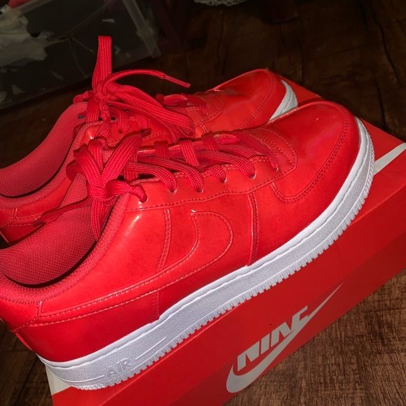 nike air force 1 siren red